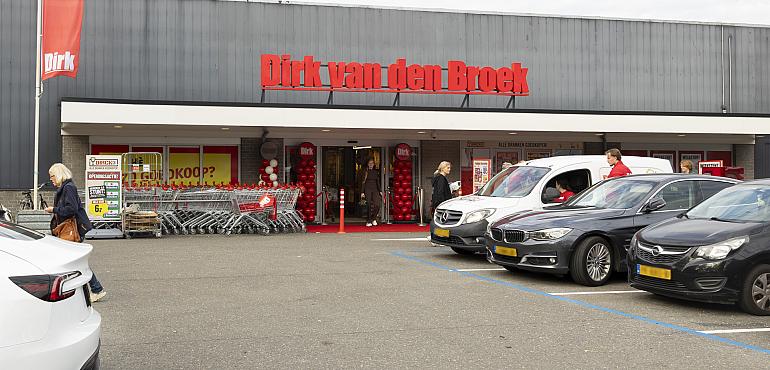 Vernieuwde Dirk Apeldoorn Kanaal Noord weer open na verbouwing