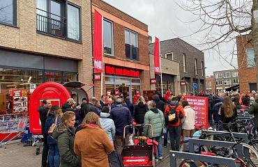 Dirk Aalburgplein te Hoofddorp heropent de deuren 